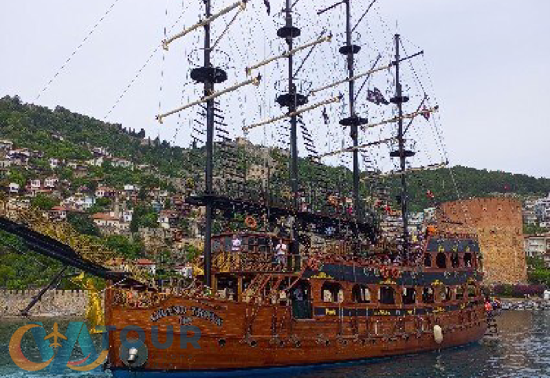 Pirate Yacht Tour