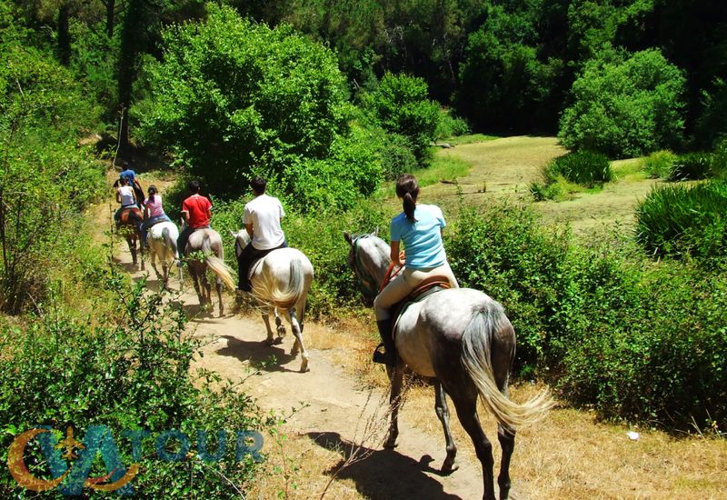 Horse riding in the mountains of Alanya