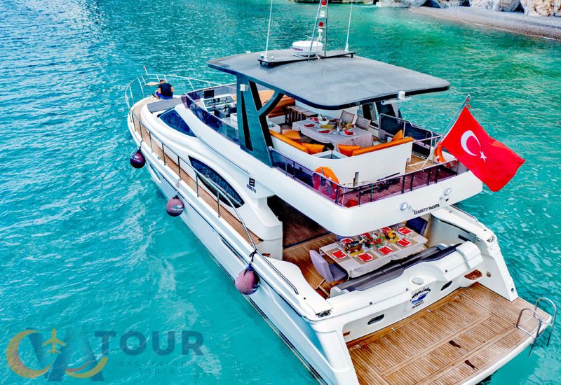 Private Yacht Omar 7