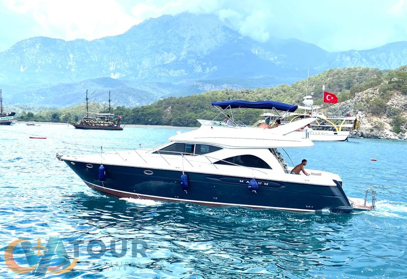 Private Yacht Meduaz 3