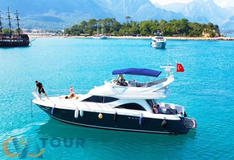 Private Yacht Meduaz 3