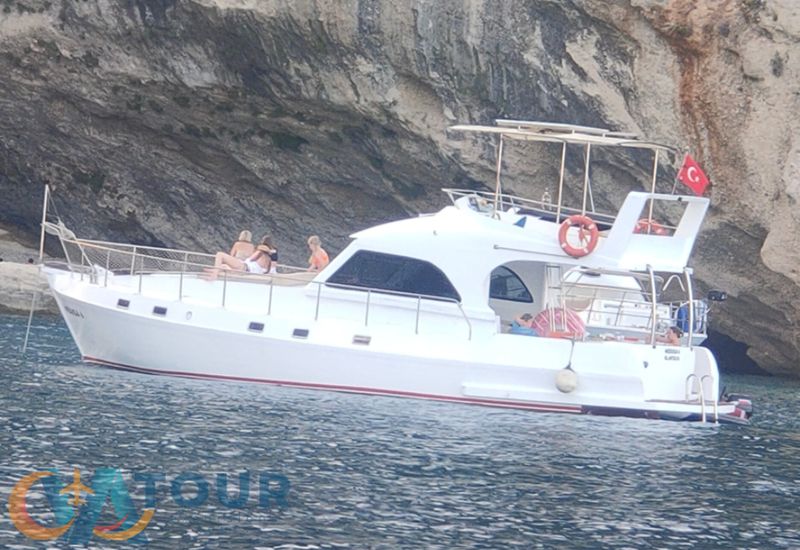 Private Yacht Meduza 6