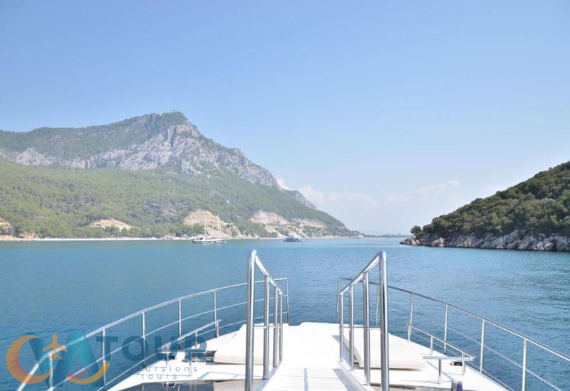 Ein bezaubernder Bootsausflug nach Antalya