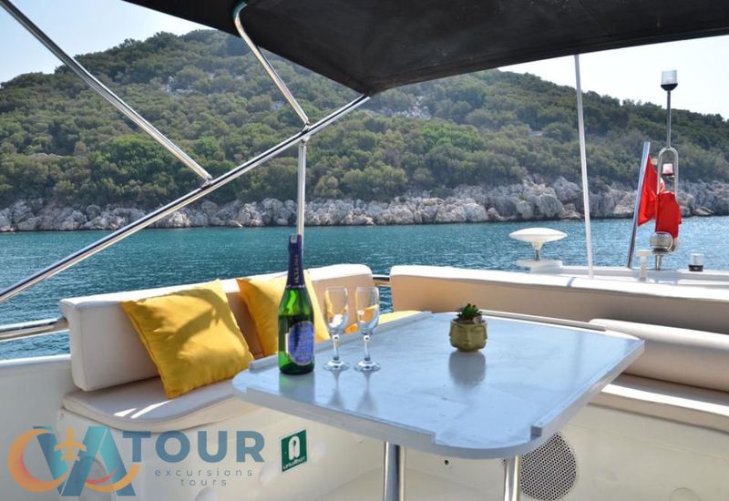 Charming Boat Tour to Antalya
