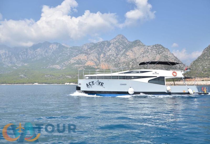 Antalya'ya Büyüleyici Tekne Turu