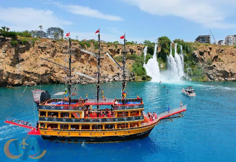 Atlantic Yat ile Düden Şelalesi