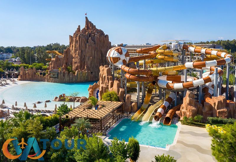 Land der Legenden Belek: Eintrittskarten, Alle Rutschen und Aktivitäten, Delphi-Show, Versicherung.