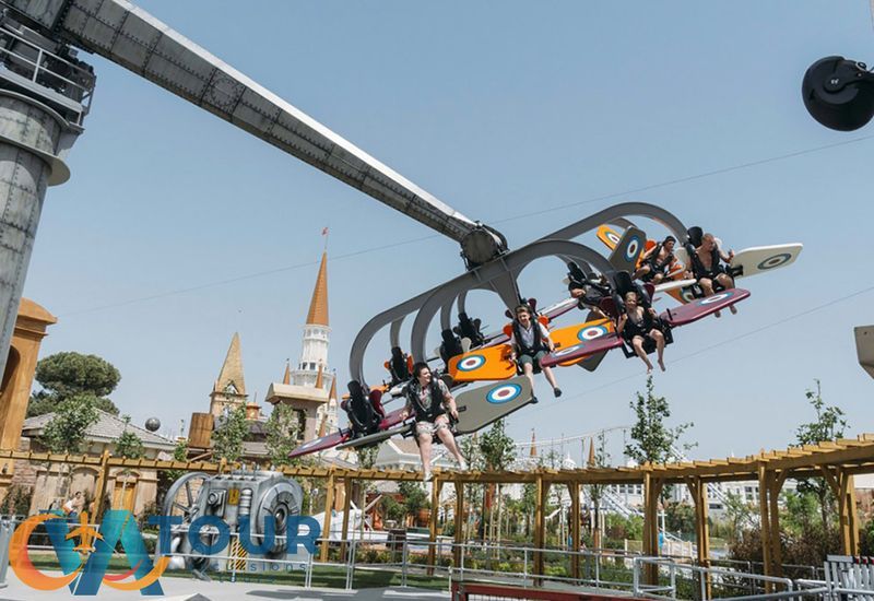 Land der Legenden Belek: Eintrittskarten, Alle Rutschen und Aktivitäten, Delphi-Show, Versicherung.